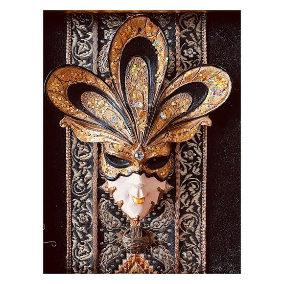 Framed Venetian Style Jester Mask Art Decor 7.5”x 7.5” Ornate - Picture 5 of 8